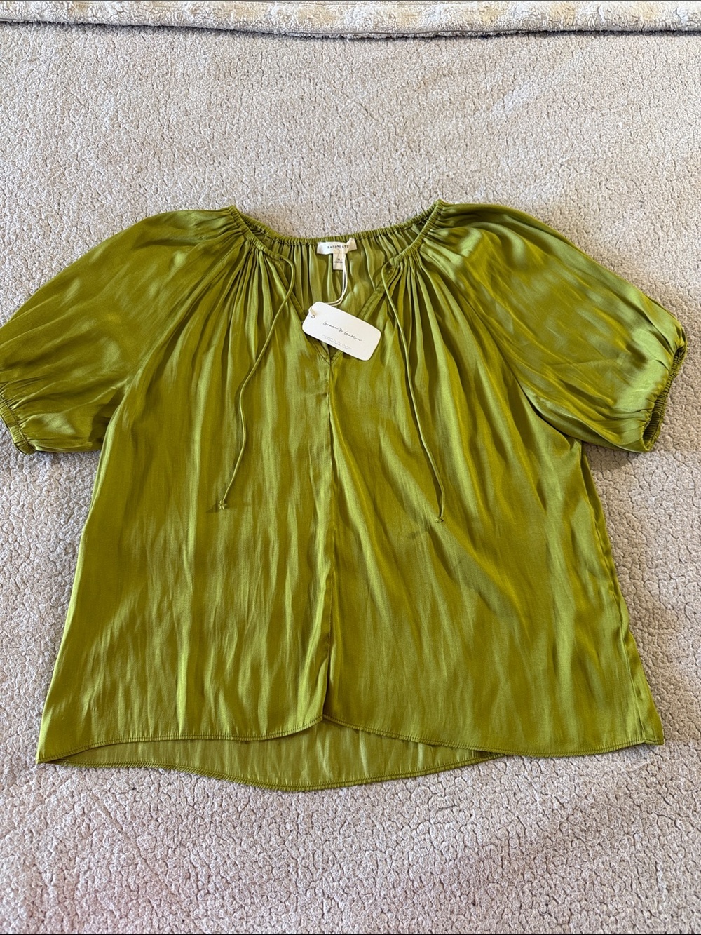 Grade & Gather Gathered Neck Short Sleeve Blouse in Olive Green Medium